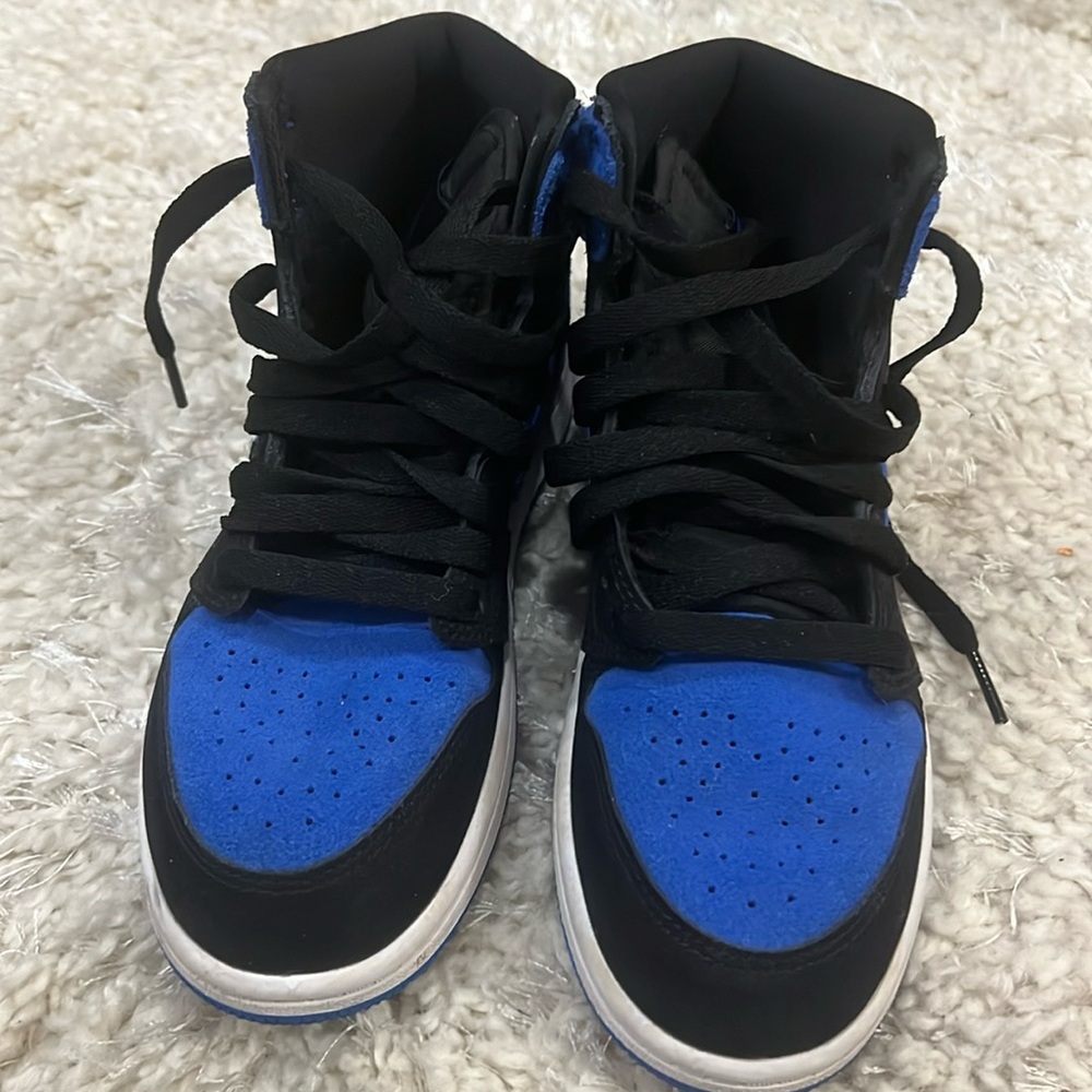 Royal Blue and Black Jordan 1 Retro High size 3